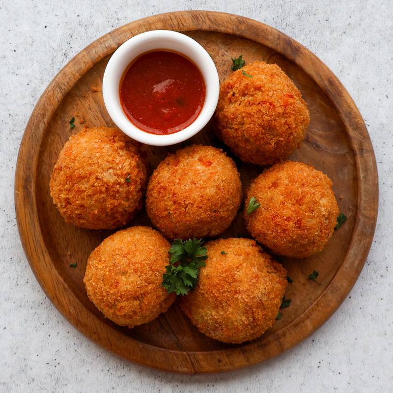 Arancini aux tomates et fromage