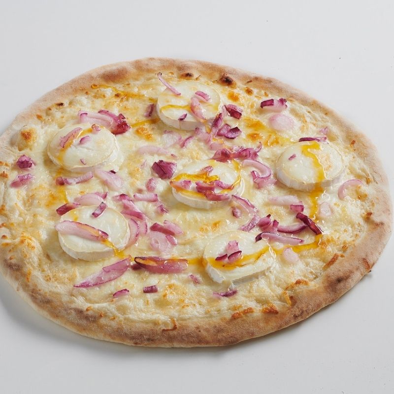 Goat Cheese and Onion Pizza
