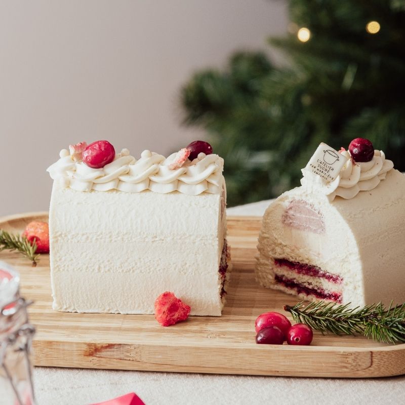 Bûche érable, fraise et canneberge