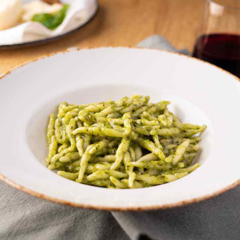 Strigoli au pesto