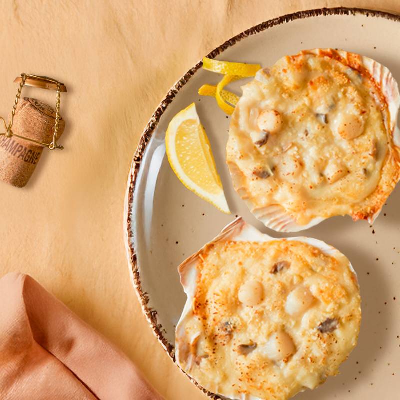 2 Coquilles St-Jacques with Champagne