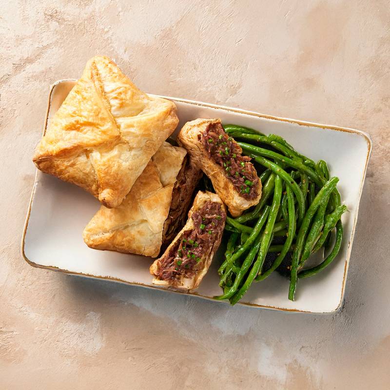 2 Feuilletés au boeuf braisé